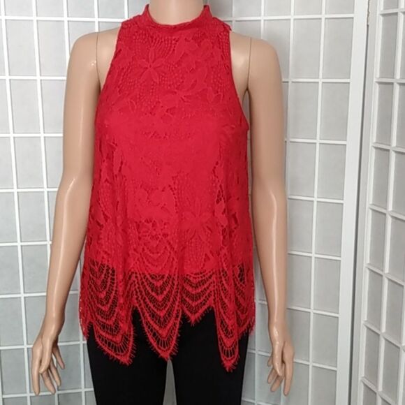 Blue Rain Sleeveless Red Lacey Floral Top - Picture 13 of 15
